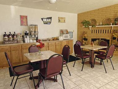 Travelodge By Wyndham Motel 2*